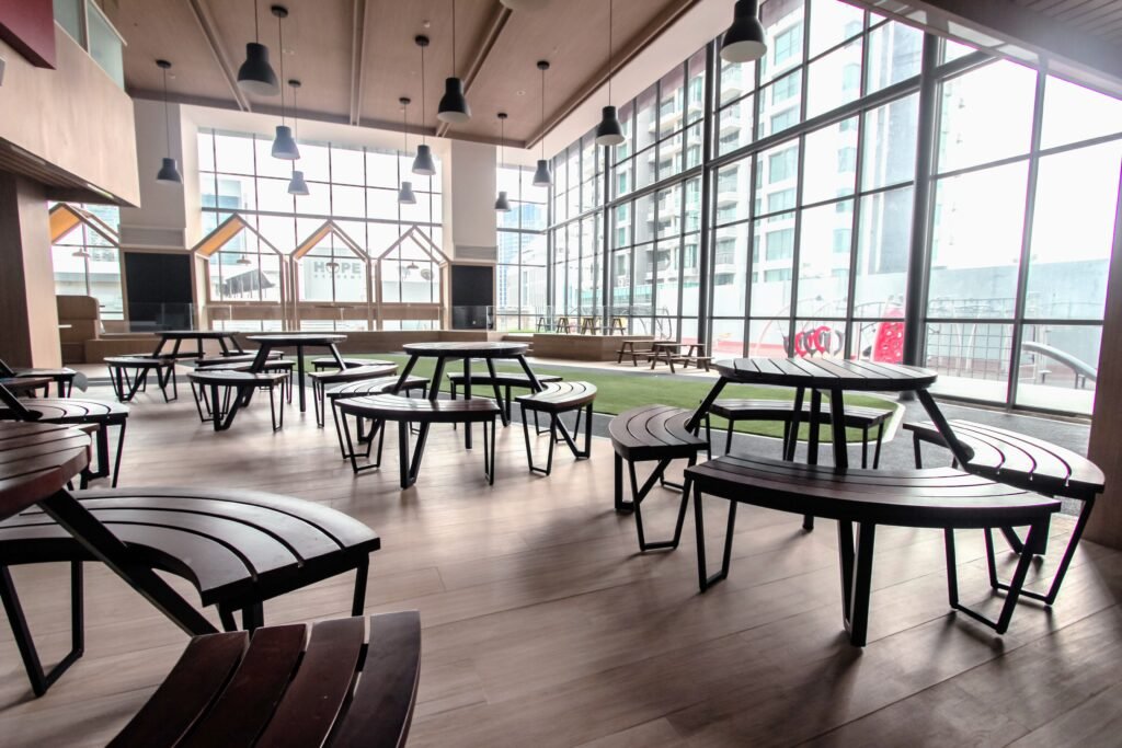 Round Canteen Bench